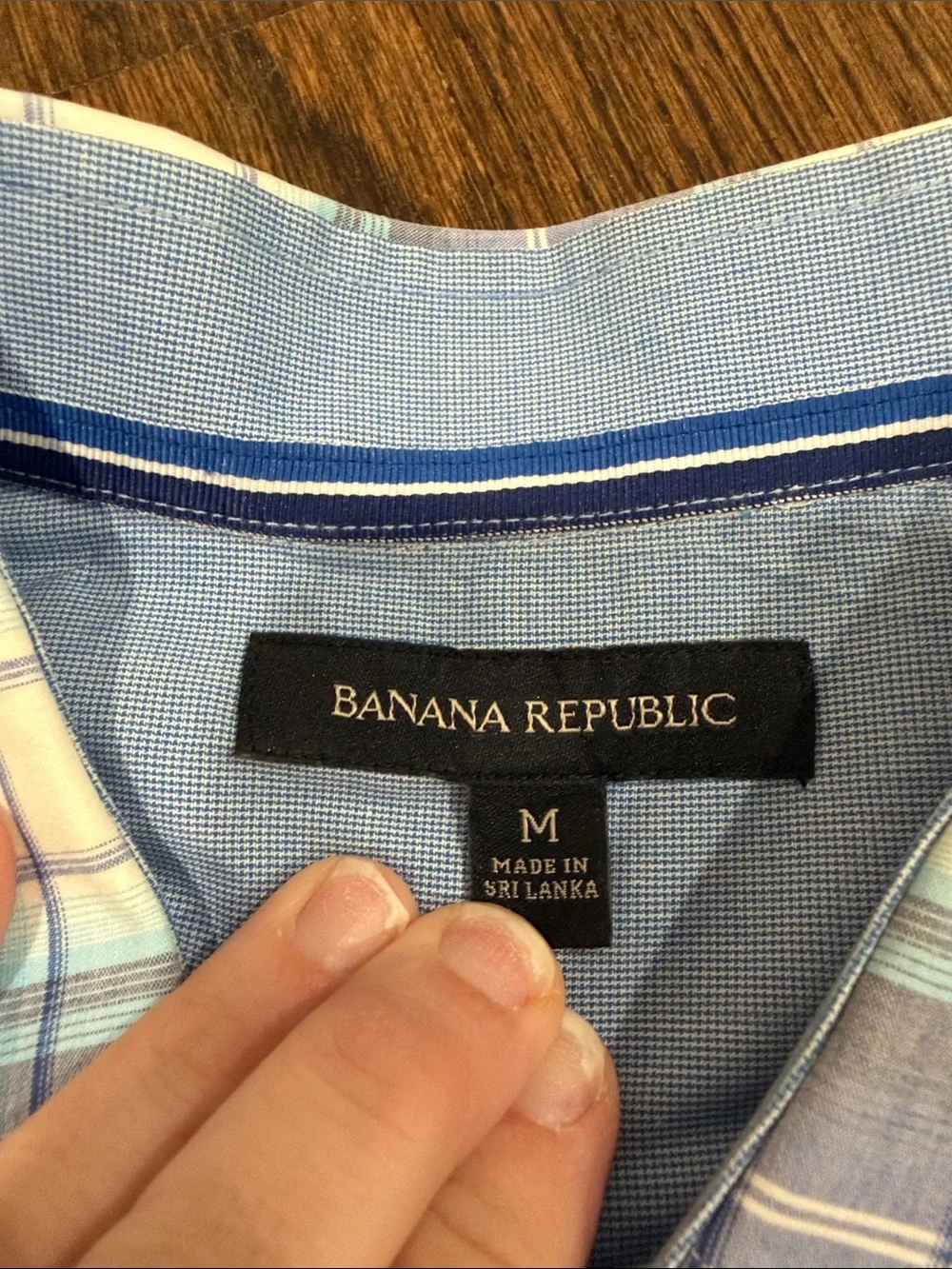 Banana Republic Blue and White Plaid Short-Sleeve Button-Down Shirt